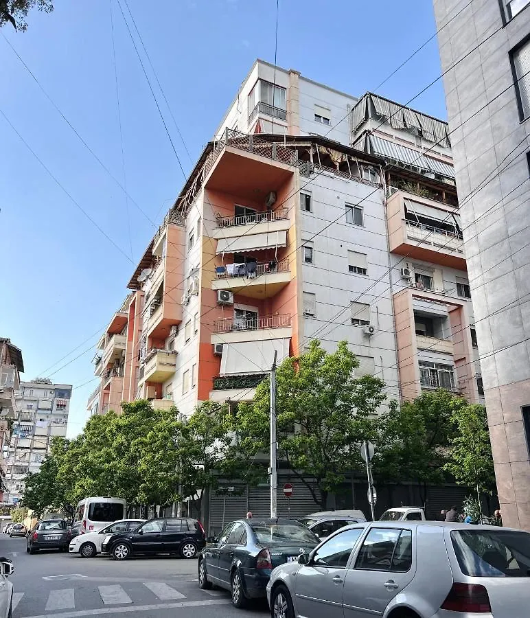 Zeus Tirana Suite 0*,