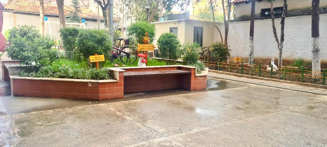 Zeus Tirana Suite Apartamento
